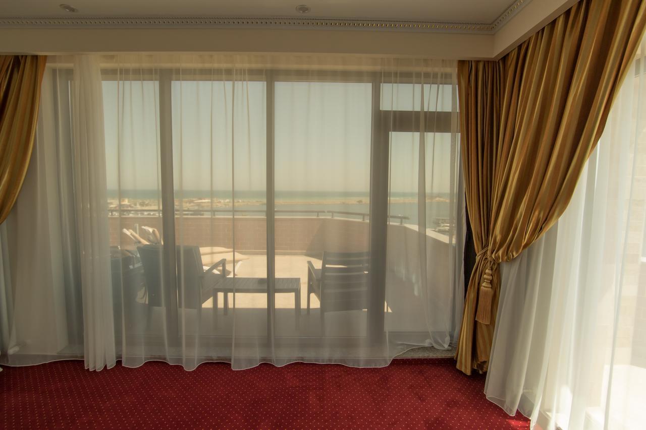 Msr Port Hotel 曼加利亚 外观 照片